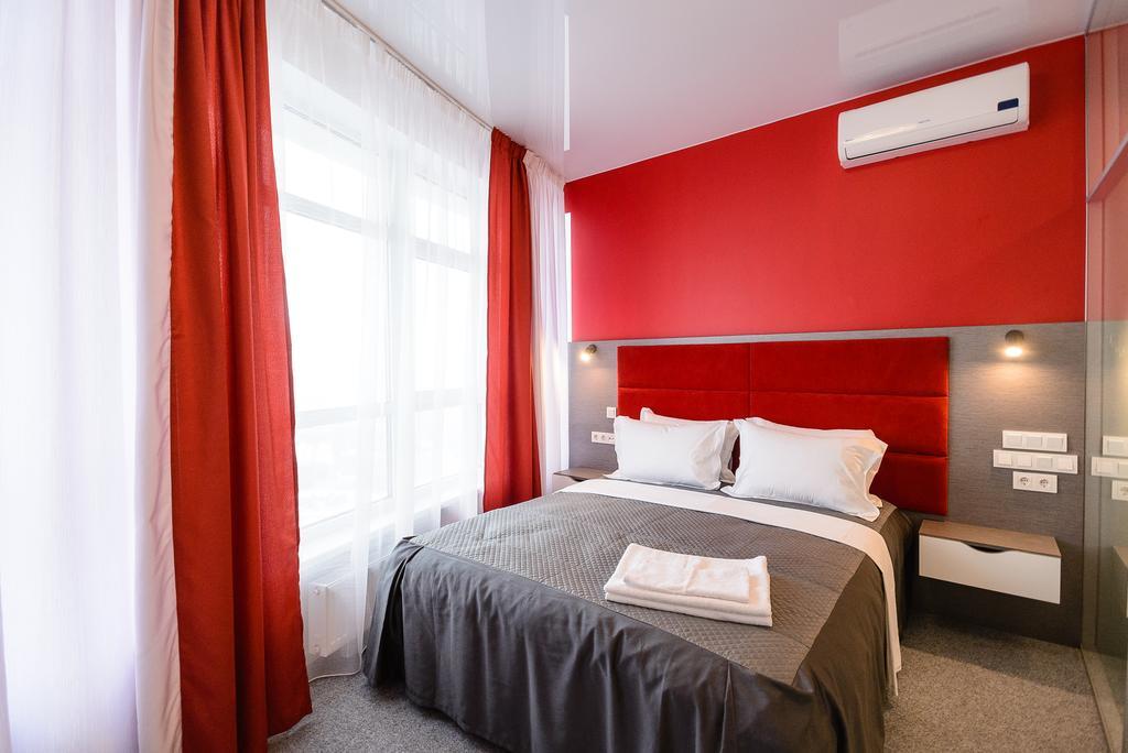 Partner Guest House Klovs'kyi Kiev Extérieur photo