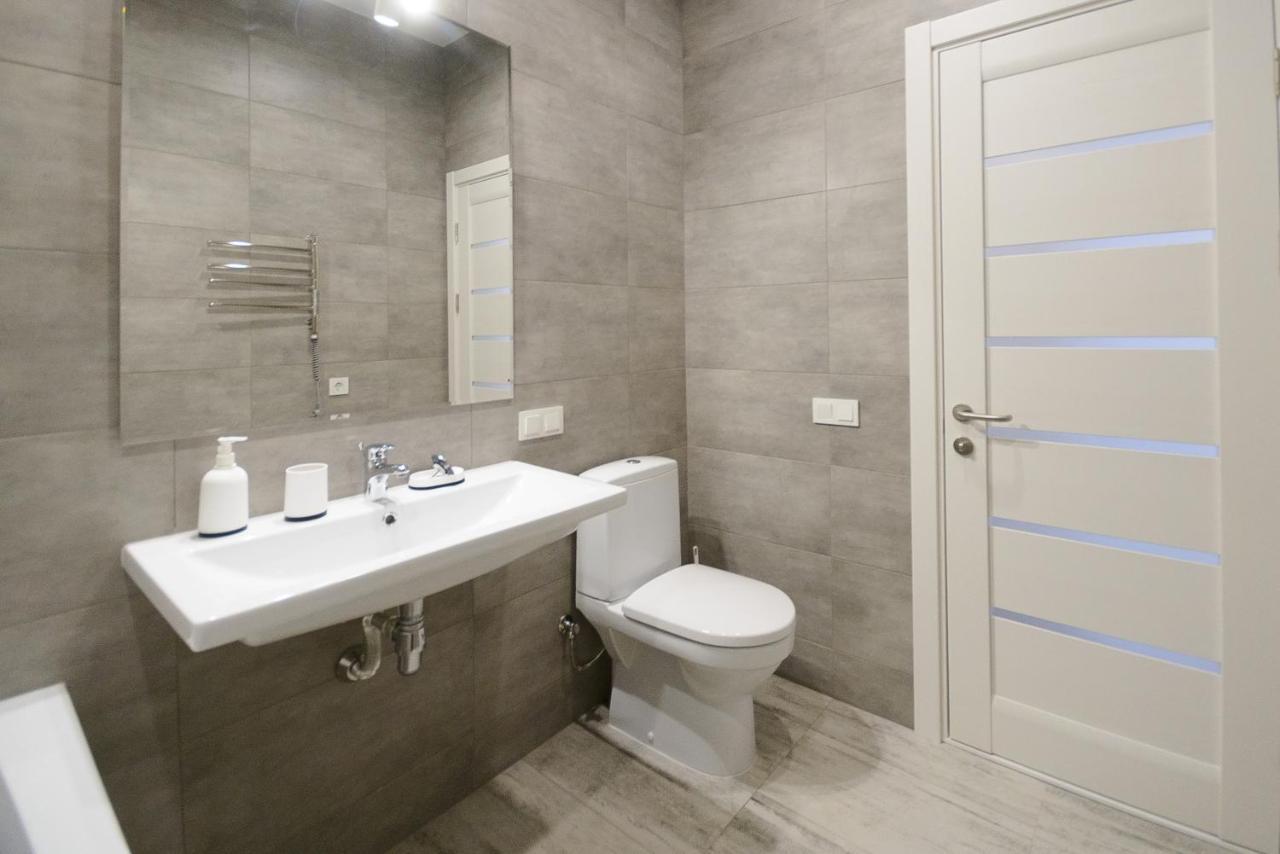Partner Guest House Klovs'kyi Kiev Extérieur photo